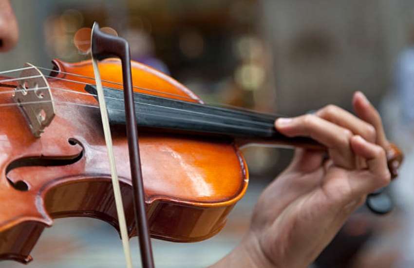 Aprender como tocar um instrumento musical desenvolve novas habilidades